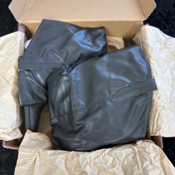 Oasis Society The Thea - Fold Over Black Boots - 8.5 - Picture 7 of 9